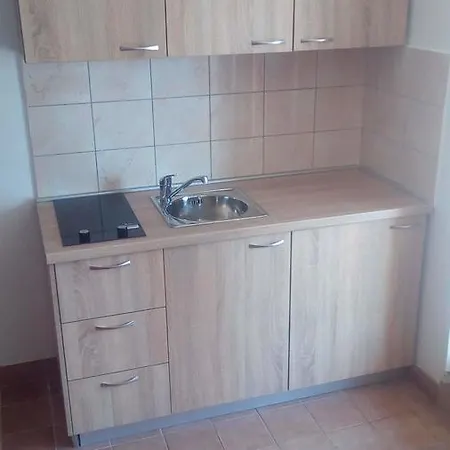 Hostin Garoful Duga Uvala * Krnica