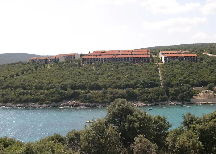 Hostin Garoful Duga Uvala *